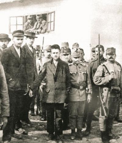 Связанные историей: погибшие знаменитости и их убийцы