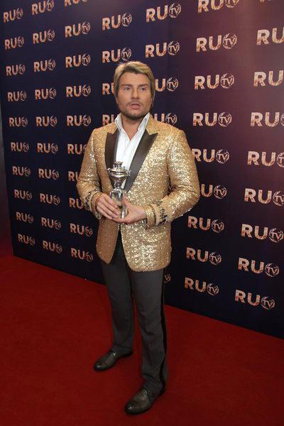 Потап променял Настю на Собчак, а Ксении целовал ноги Джугурда