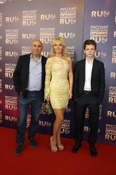 Потап променял Настю на Собчак, а Ксении целовал ноги Джугурда