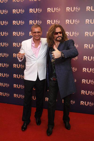 Потап променял Настю на Собчак, а Ксении целовал ноги Джугурда