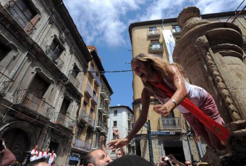 Испанцы утопили город в крови и вине…