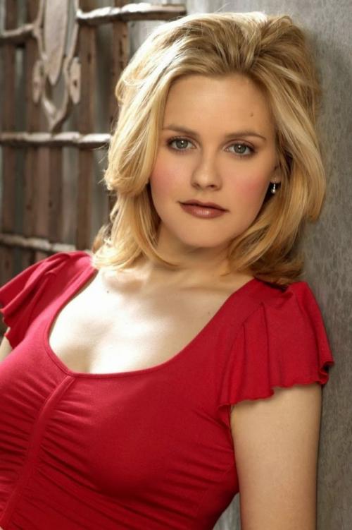 "Сначала думаю, а потом другое". Самые идиотские перлы звездных красавиц