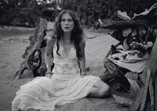 Русская Рапунцель и sex-дворник: простые люди, покорившие Сеть