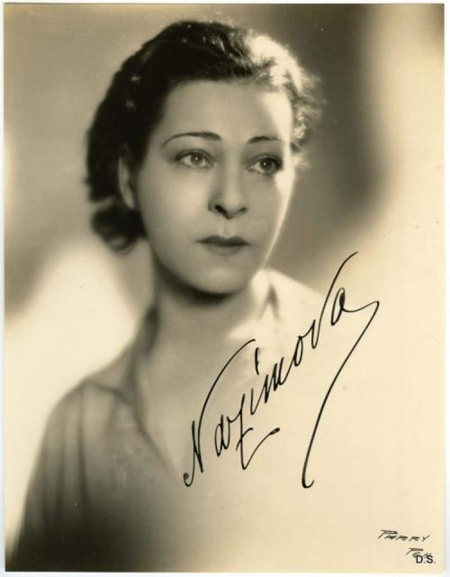 Знаменитости, которые добились славы, уехав из России