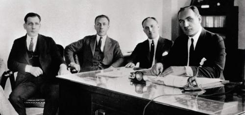 Знаменитости, которые добились славы, уехав из России