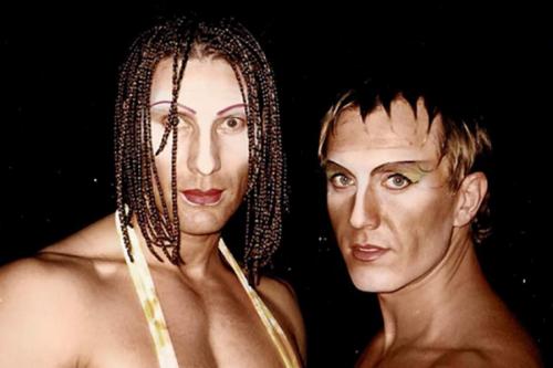 Знаменитости, которые добились славы, уехав из России