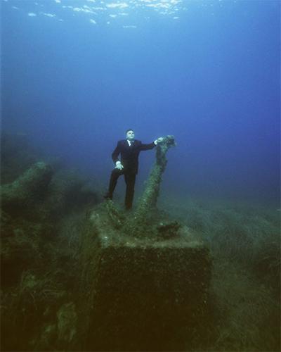 Без фотомонтажа и… гравитации