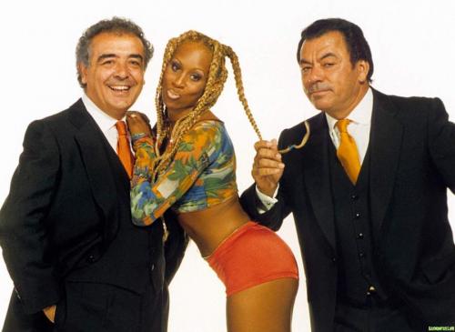 Исполнители, которые заработали миллионы на одном хите