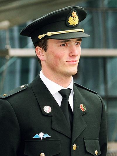 Самые завидные холостяки королевских семей