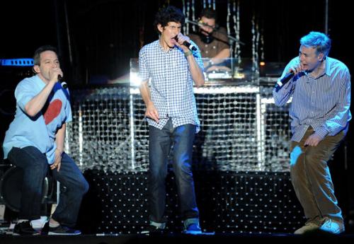 10 звездных музыкантов, которые никогда не приедут в Россию