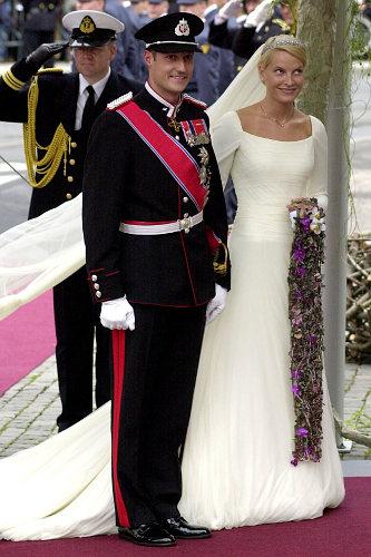 Топ-8 королевских мезальянсов