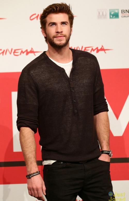 Самые "горячие" холостяки Голливуда