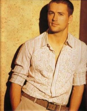 Составлен рейтинг самых сексуальных коротышек