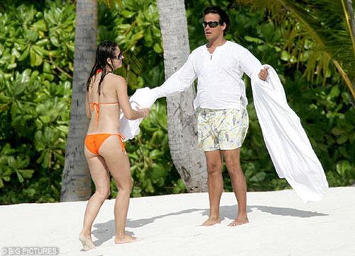 Страдания Хью Гранта: с бывшей и ее новым мужем