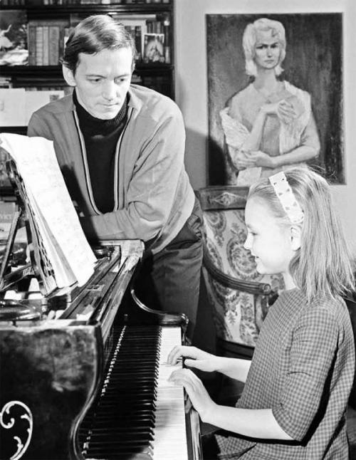 Редкие семейные фото советских звезд