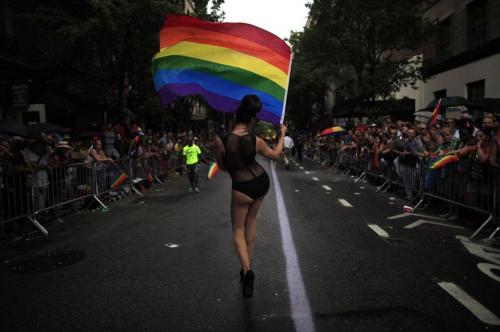 10 стран, где люто ненавидят геев и лесбиянок