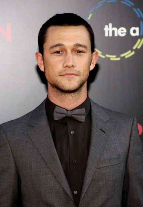 Актеры, которые чуть не погибли на съемочной площадке