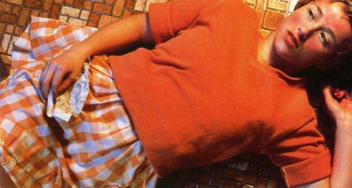 Синди Шерман — «Без названия №96», 1981Автопортрет  Синди Шерман —  американской перформанистки, по словам фотохудожницы,  символизирует формирование женской сущности.Цена — $3 890 500.