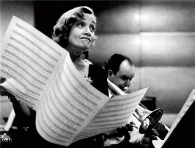 Редкие фотографии всемирно известных звезд. Часть 31