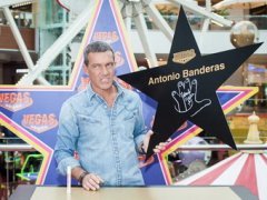 Антонио Бандерас заложил в Москве звезду своего имени