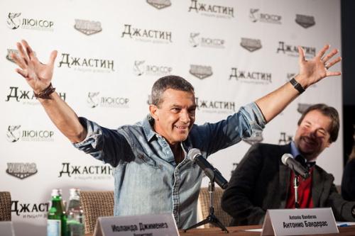 Антонио Бандерас заложил в Москве звезду своего имени