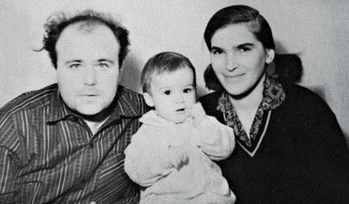 Папы-герои: знаменитые отцы-одиночки