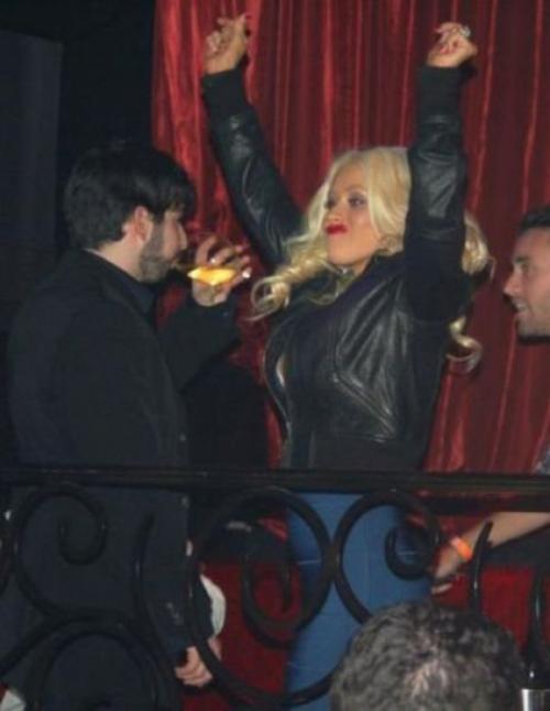 Пьяные знаменитости, застигнутые врасплох папарацци