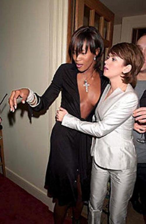 Пьяные знаменитости, застигнутые врасплох папарацци