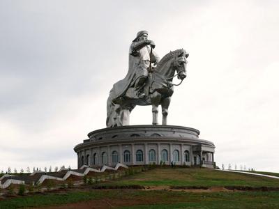 Монголы достроили гигантскую Статую Чингисхана