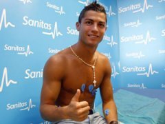 Криштиану Роналду, раздевшись, пошел по стопам Бекхэма