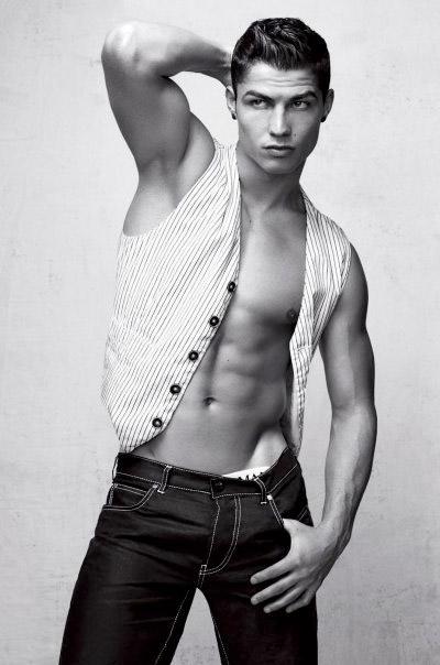 Криштиану Роналду, раздевшись, пошел по стопам Бекхэма