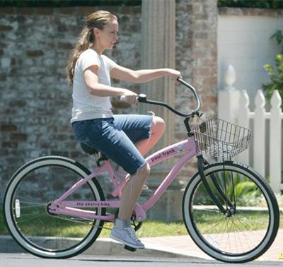 Звезды на велосипедах