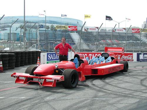 Канадец изобрёл лимузин-болид