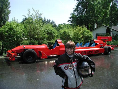 Канадец изобрёл лимузин-болид