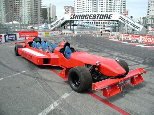 Канадец изобрёл лимузин-болид