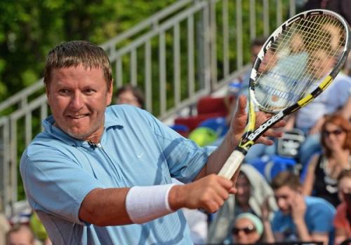 Как живут сегодня звезды спорта, блиставшие в 90-х и "нулевых"