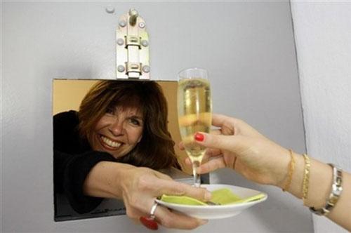 Отель-тюрьма ждет своих постояльцев