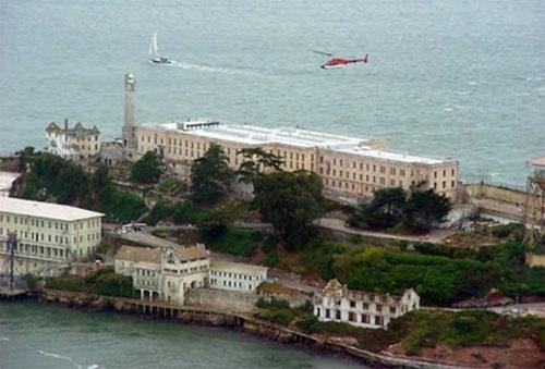 Отель-тюрьма ждет своих постояльцев