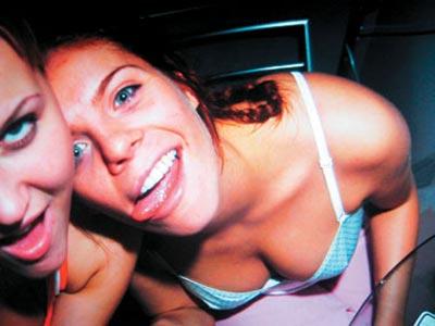 За секс-снимки  у Стоцкой вымогают миллион