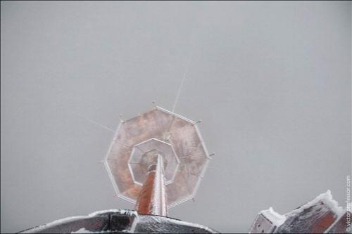 Под Костромой обнаружена лестница в небо