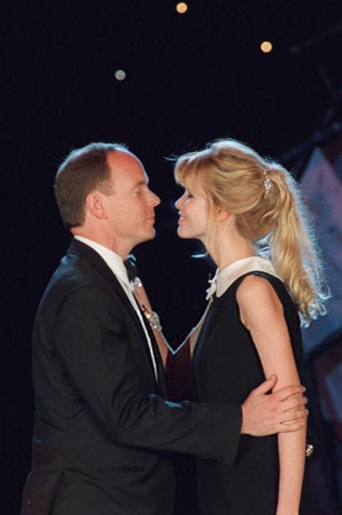 12 звезд, у которых был роман с членами королевских семей