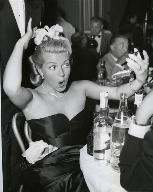 Редкие фотографии юных знаменитостей. Часть 16