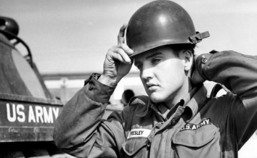 Зарубежные знаменитости, рисковавшие собой на войне