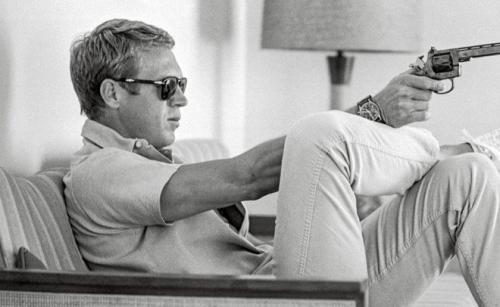 Зарубежные знаменитости, рисковавшие собой на войне