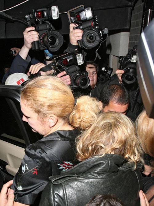 Кейт Мосс снова переборщила с выпивкой