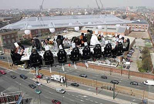 Рестораны в которых не обязательно есть