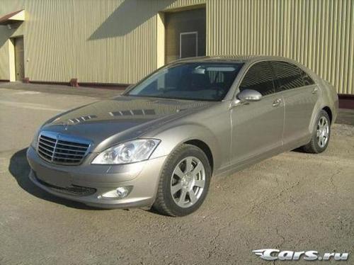 Личные автомобили политической элиты РФ