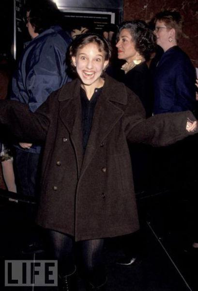 Звезды Голливуда, засветившие перед папарацци уже в юности