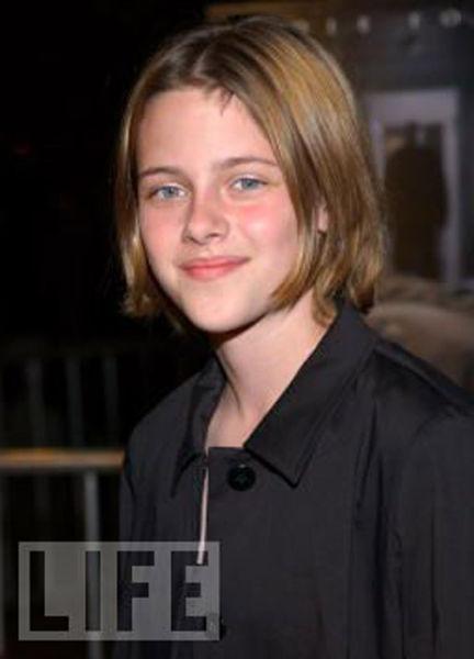 Звезды Голливуда, засветившие перед папарацци уже в юности