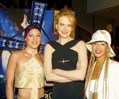 Кристина Агилера с «коллегами по цеху»